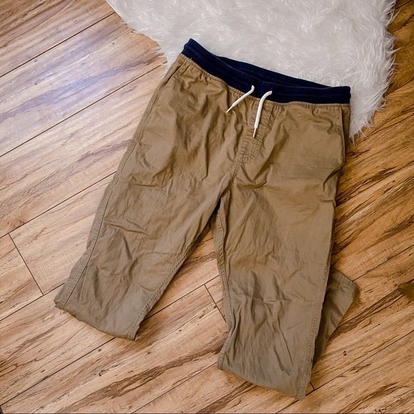 Vans Other - Vans khaki chinos pants - medium - elastic waist